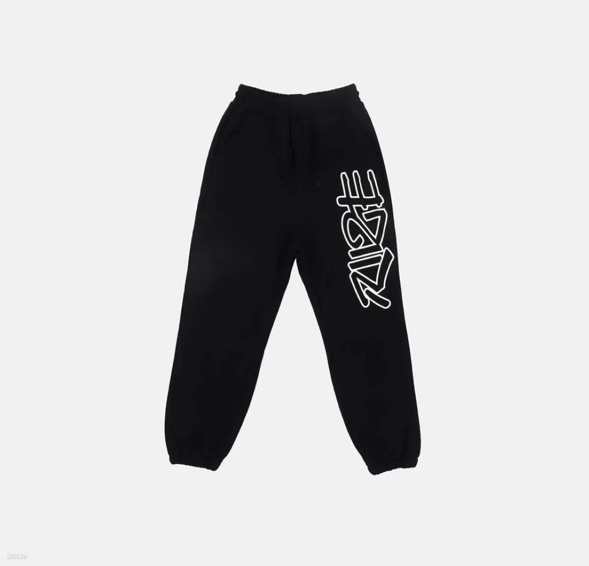 라이즈 SWEATPANTS 구해요